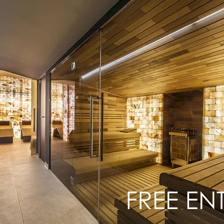 Lejlighed Free Wellness & Multimedia - Snidane V Cene - Zdarma Vstup Do Wellness, Virive Vany, Solna Sauna, Finska Sauna, Parni Sauna, Masaze, Playstation 5 A Hry, Sklep, Moderni Vybaveni, Parkovani Zdarma, Vybaveni Pro Deti, Klidna Lokalita *