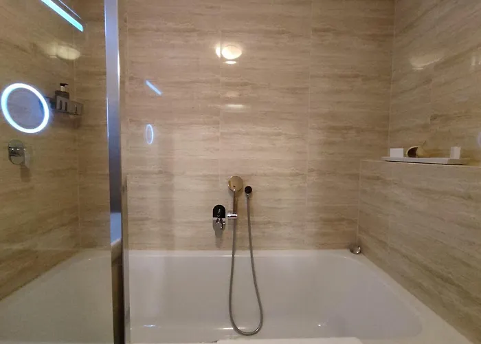 Appartement Free Wellness & Multimedia - Snidane V Cene - Zdarma Vstup Do Wellness, Virive Vany, Solna Sauna, Finska Sauna, Parni Sauna, Masaze, Playstation 5 A Hry, Moderni Vybaveni, Vybaveni Pro Deti, Sklep, Terasa, Klidna Lokalita, Parkovani Zda Harrachov